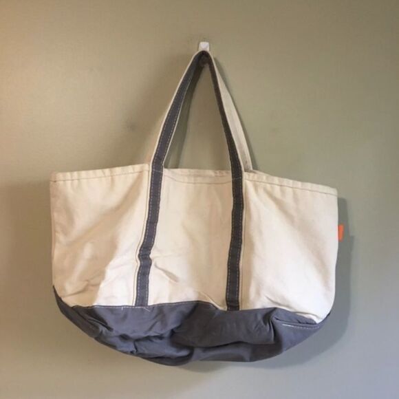 Large beige tote - Picture 6 of 7